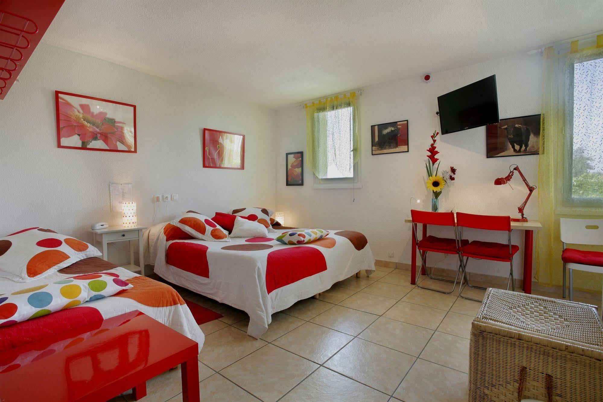 Logis Hotel Corintel Bordeaux Est Tresses Eksteriør billede