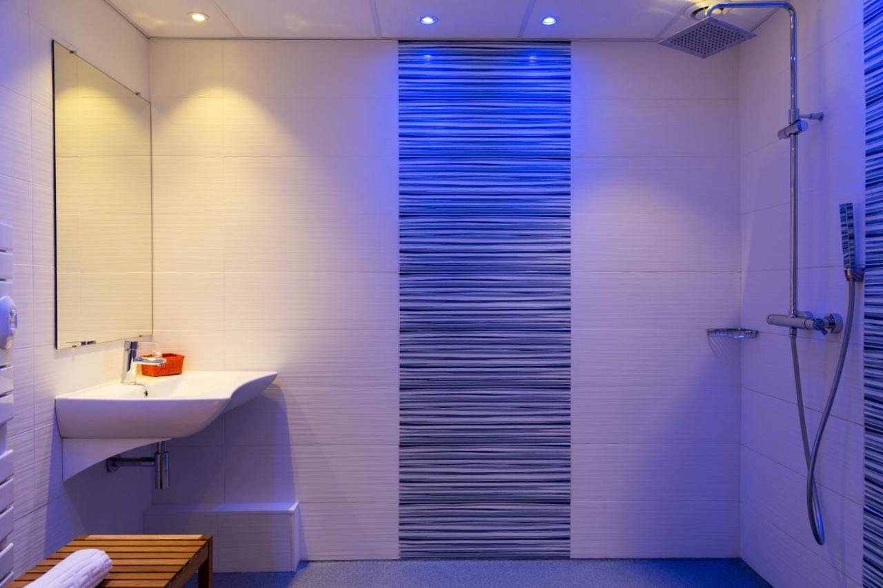 Logis Hotel Corintel Bordeaux Est Tresses Eksteriør billede