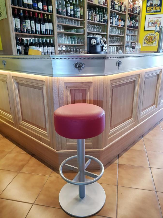 Logis Hotel Corintel Bordeaux Est Tresses Eksteriør billede
